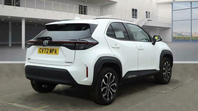 Used Toyota Yaris Cross 2023 for sale - 77793609: Photo 8