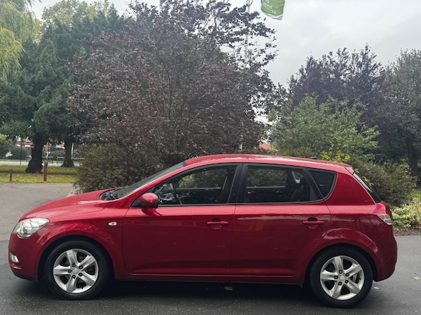 Used Kia Ceed 2012 for sale - 75757121: Photo 5
