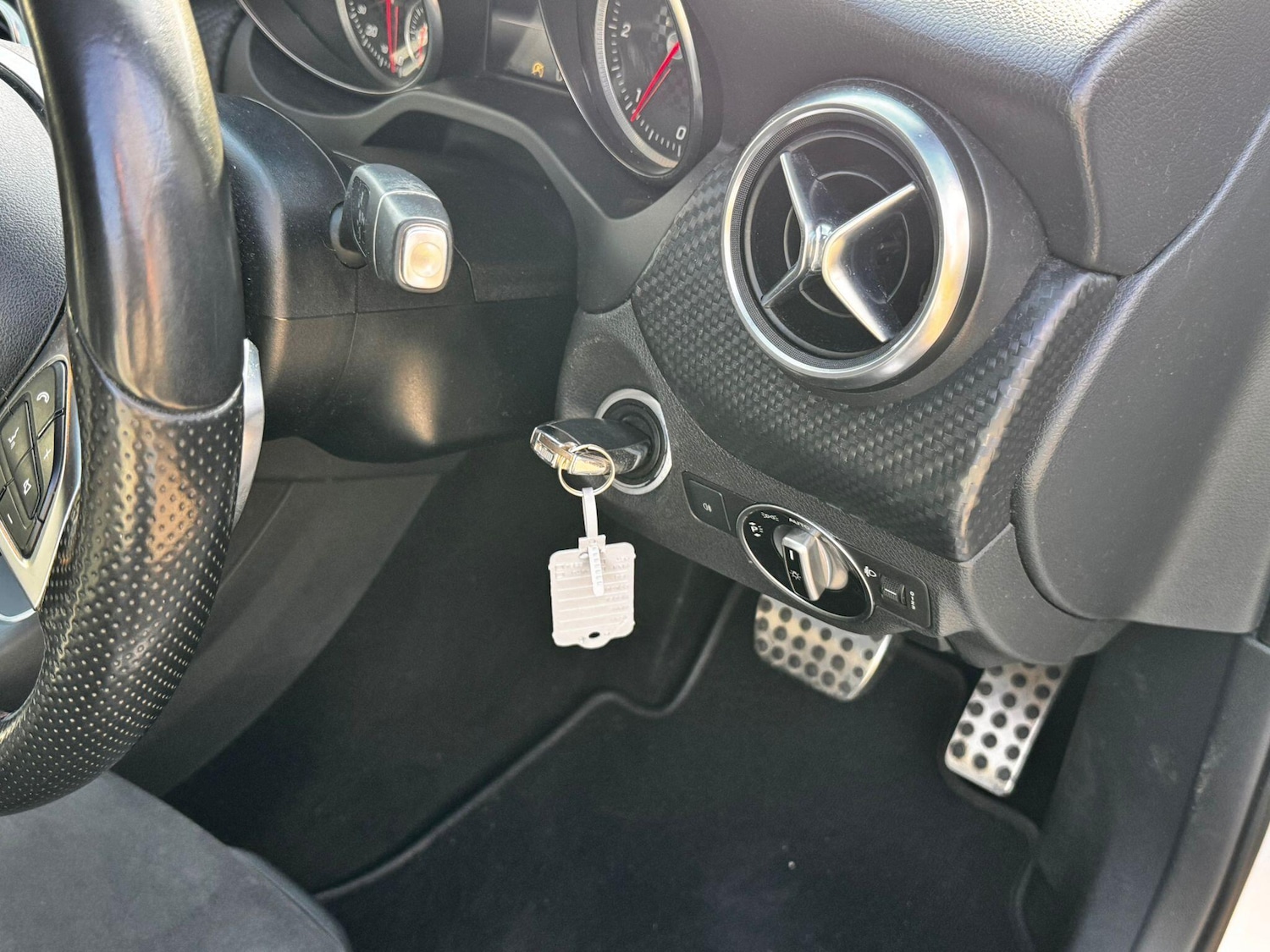 Used Mercedes-Benz A-Class 2017 for sale - 77670626: Photo 17