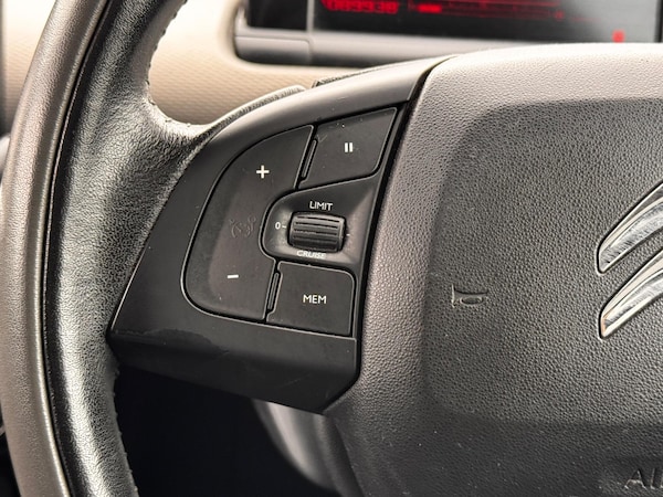 Used Citroen C4 Cactus 2016 for sale - 76239895: Photo 16