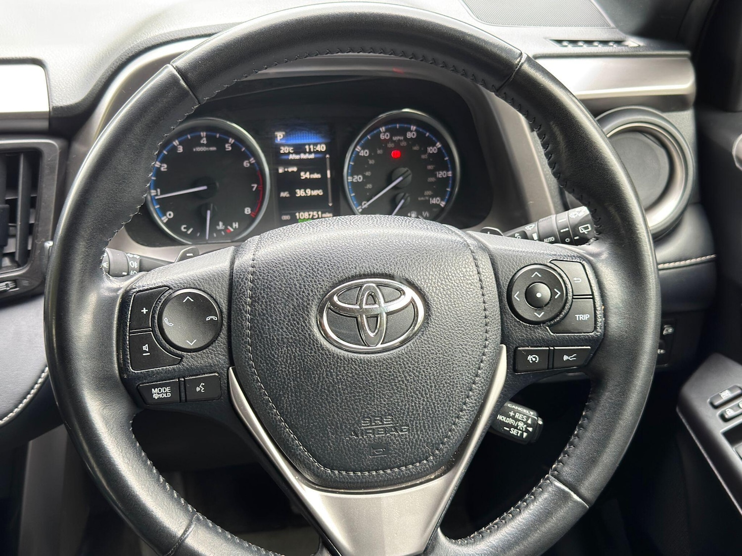 Used Toyota RAV4 2019 for sale - 76000838: Photo 19