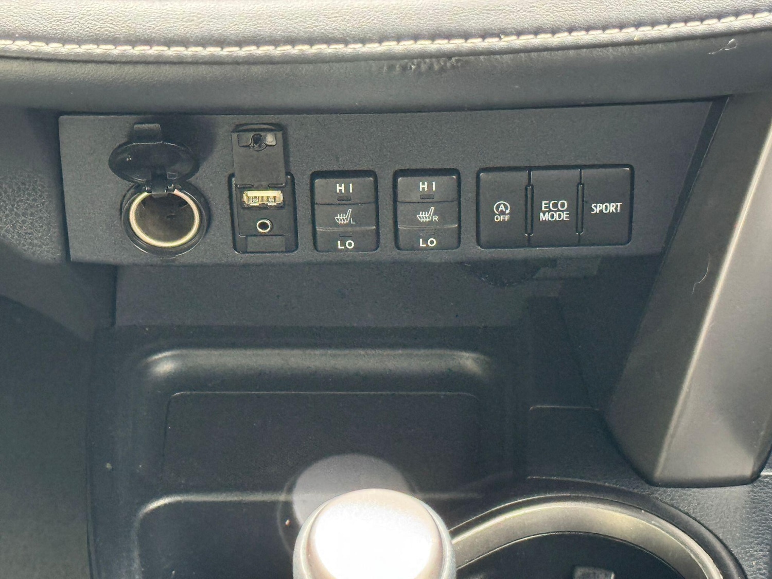 Used Toyota RAV4 2019 for sale - 76000838: Photo 20