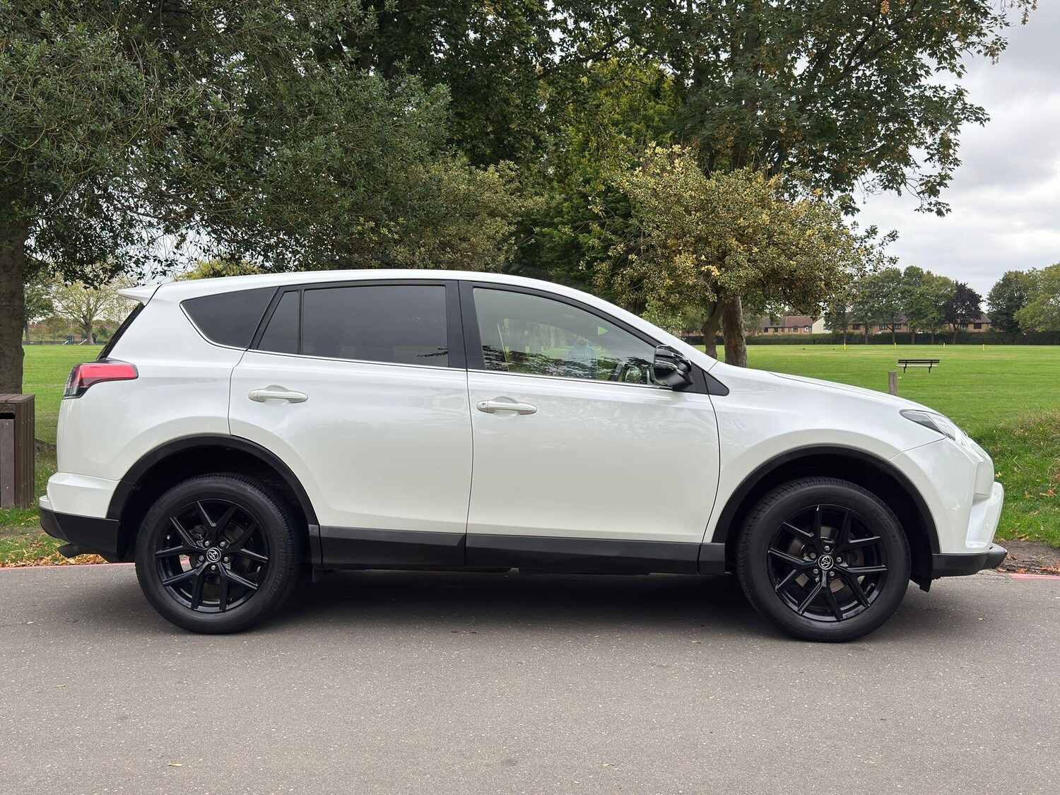 Used Toyota RAV4 2019 for sale - 76000838: Photo 49