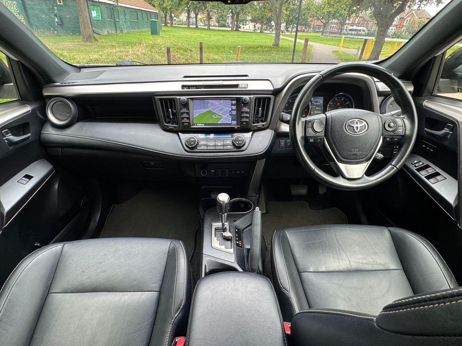 Used Toyota RAV4 2019 for sale - 76000838: Photo 57