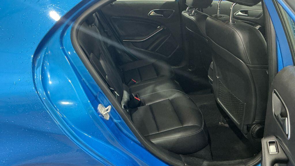 Used Mercedes-Benz A-Class 2015 for sale - 76158727: Photo 8
