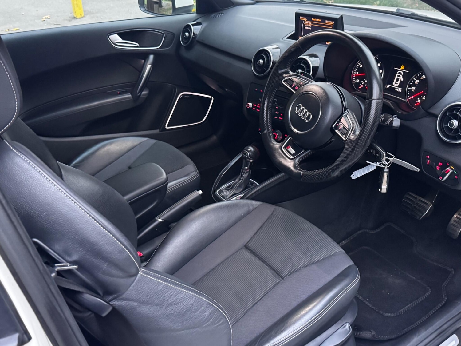 Used Audi A1 2013 for sale - 76060092: Photo 19