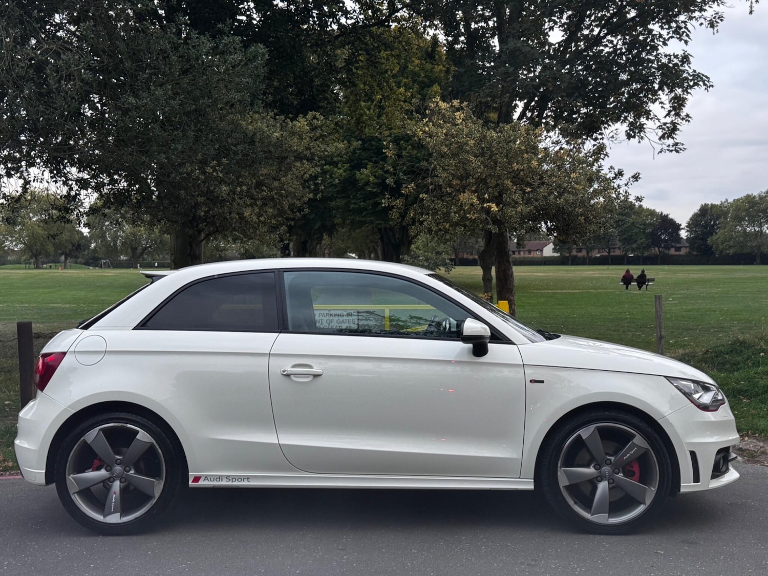 Used Audi A1 2013 for sale - 76060092: Photo 2