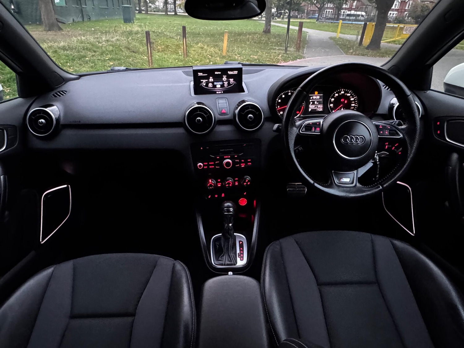 Used Audi A1 2013 for sale - 76060092: Photo 40