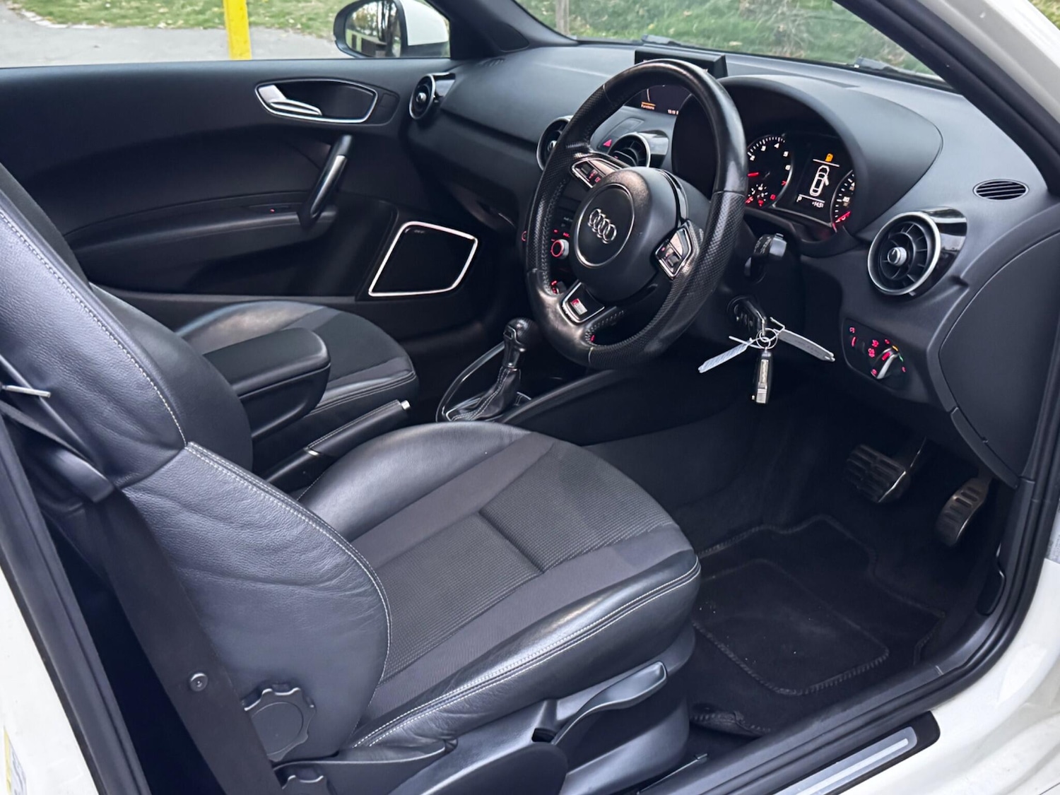 Used Audi A1 2013 for sale - 76060092: Photo 41