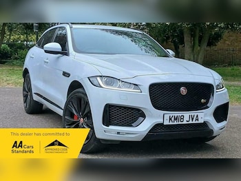 Used Jaguar F-Pace 2018 for sale - 79441311: Photo