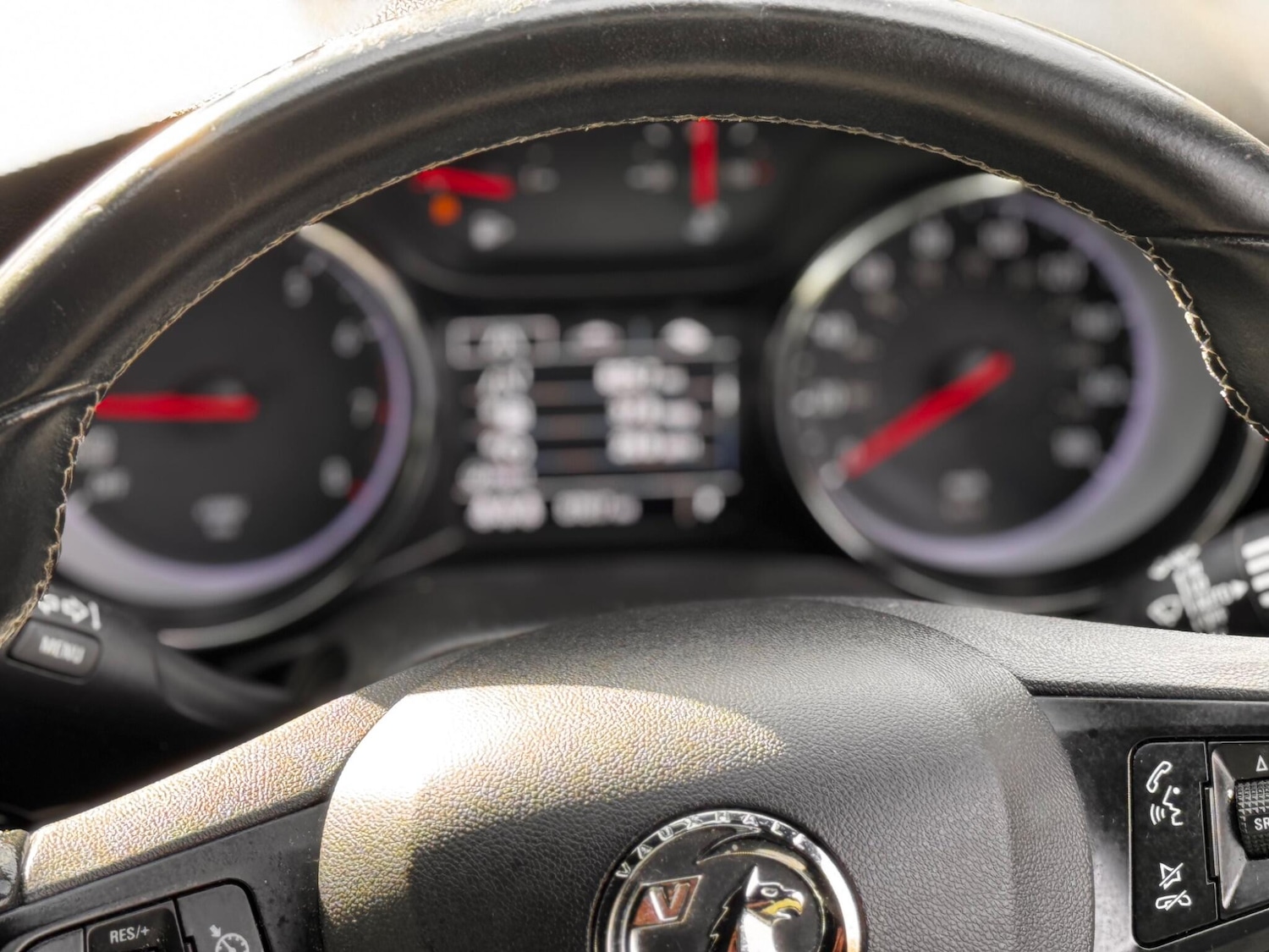 Used Vauxhall Astra 2017 for sale - 76398686: Photo 38