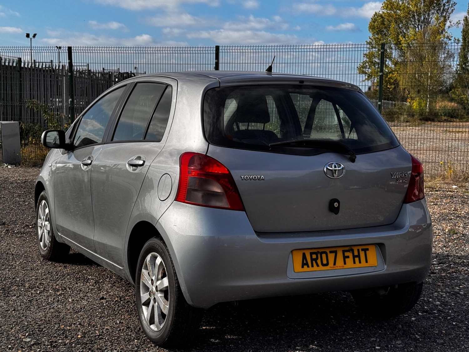 Used Toyota Yaris 2007 for sale - 76247957: Photo 5
