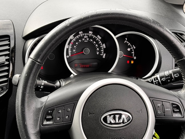 Used Kia Venga 2012 for sale - 76247713: Photo 24