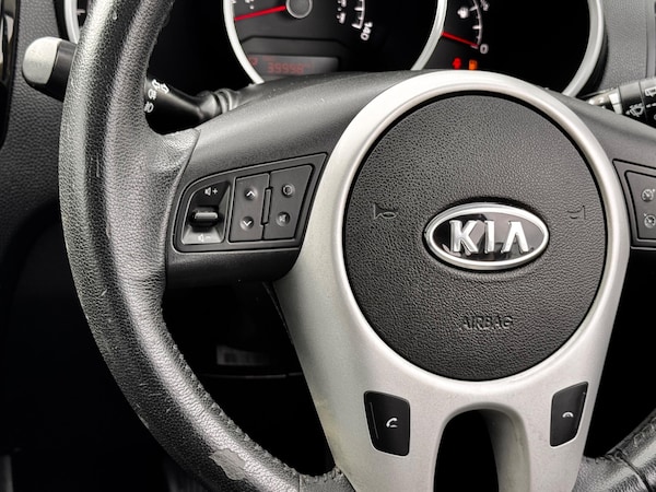 Used Kia Venga 2012 for sale - 76247713: Photo 25