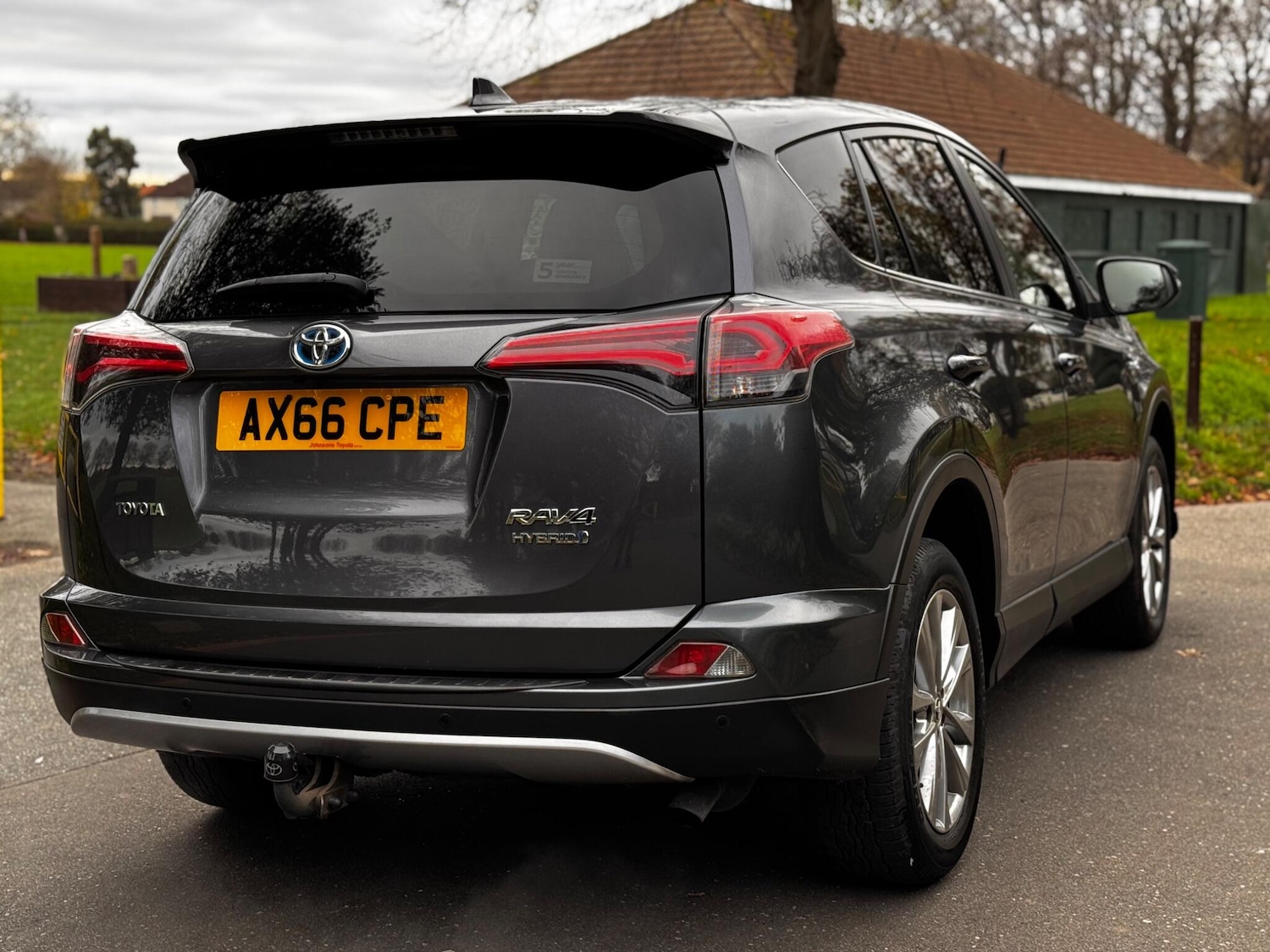 Used Toyota RAV4 2016 for sale - 76993736: Photo 18