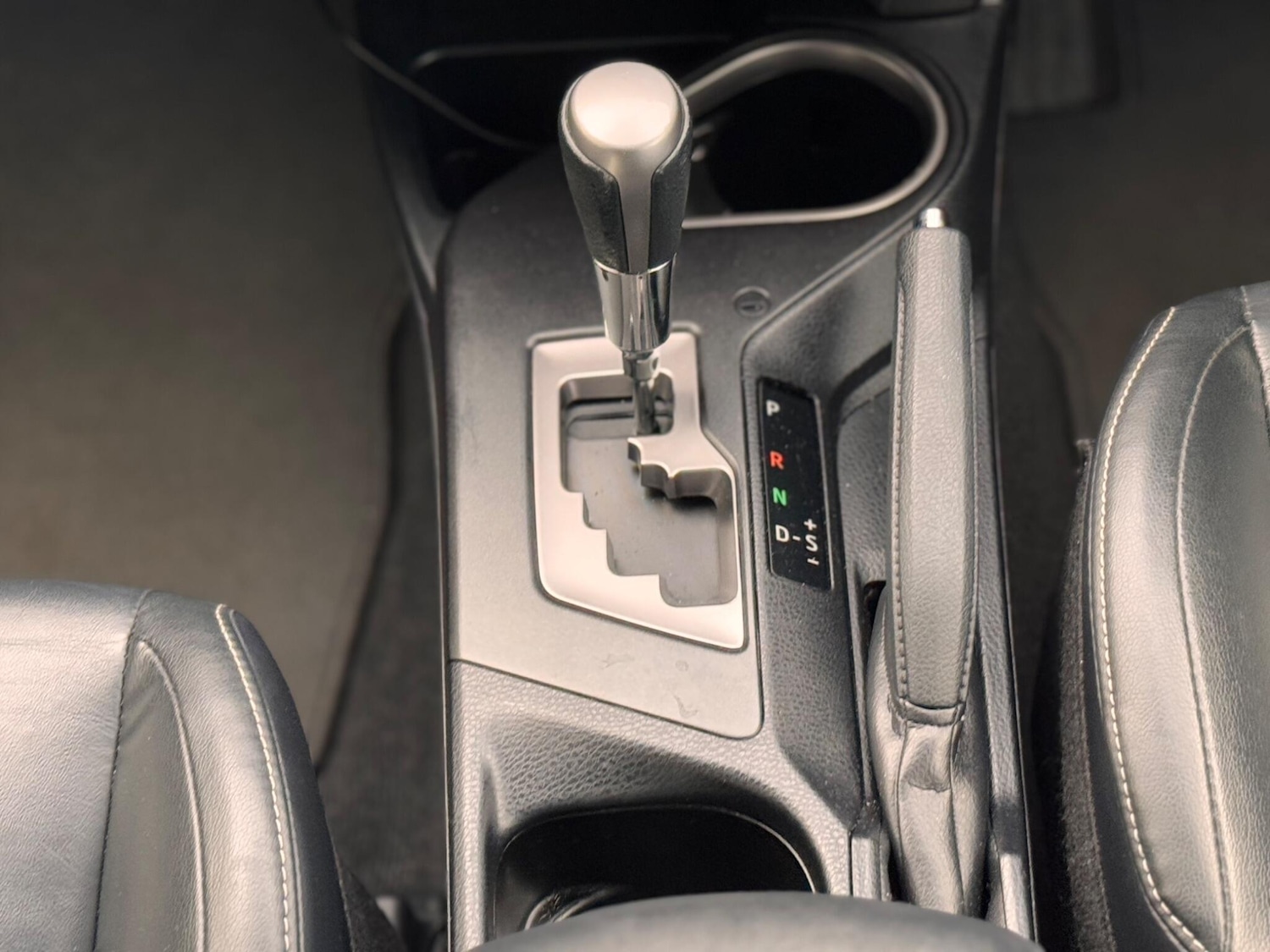 Used Toyota RAV4 2016 for sale - 76993736: Photo 23