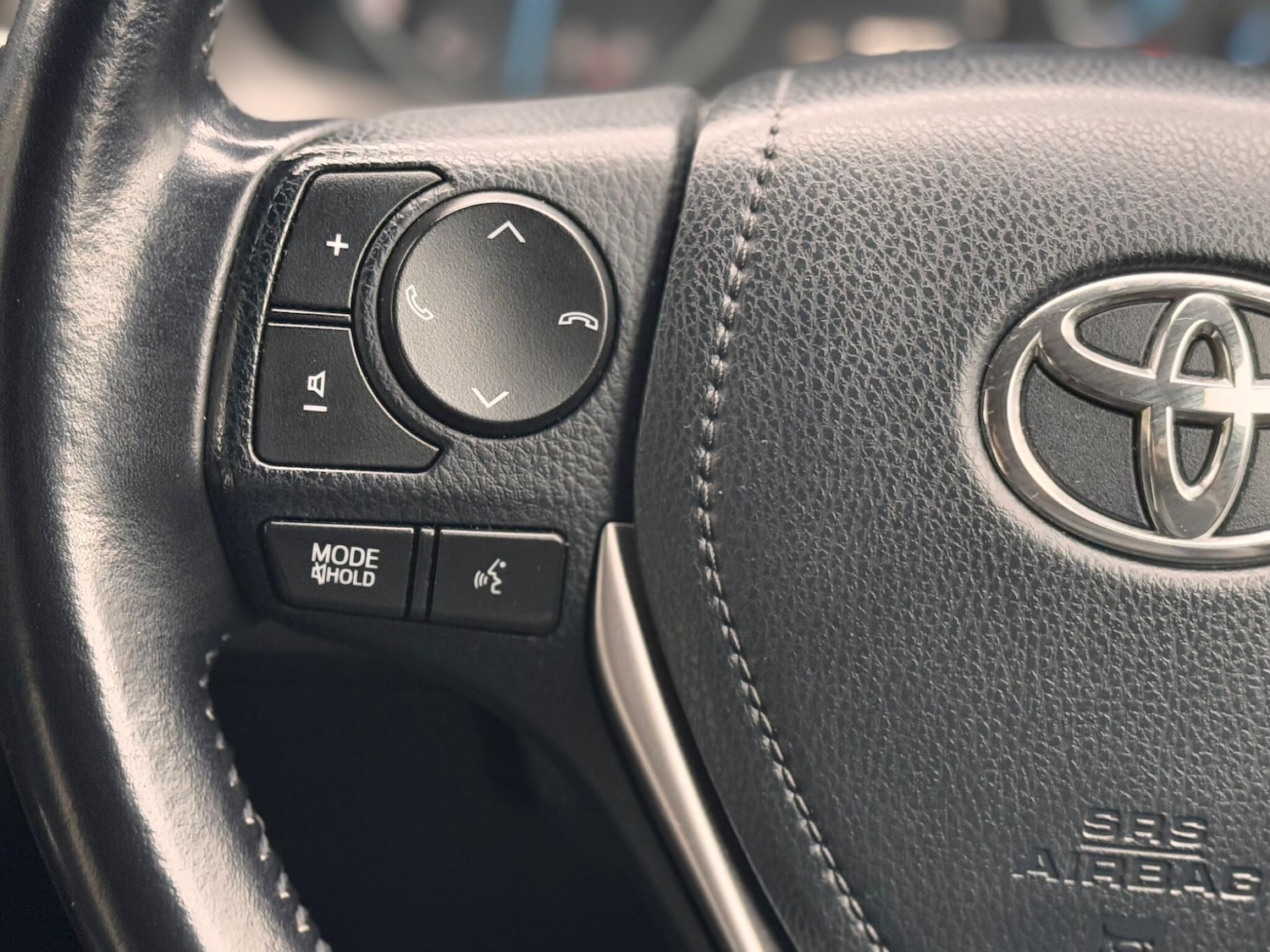 Used Toyota RAV4 2016 for sale - 76993736: Photo 30