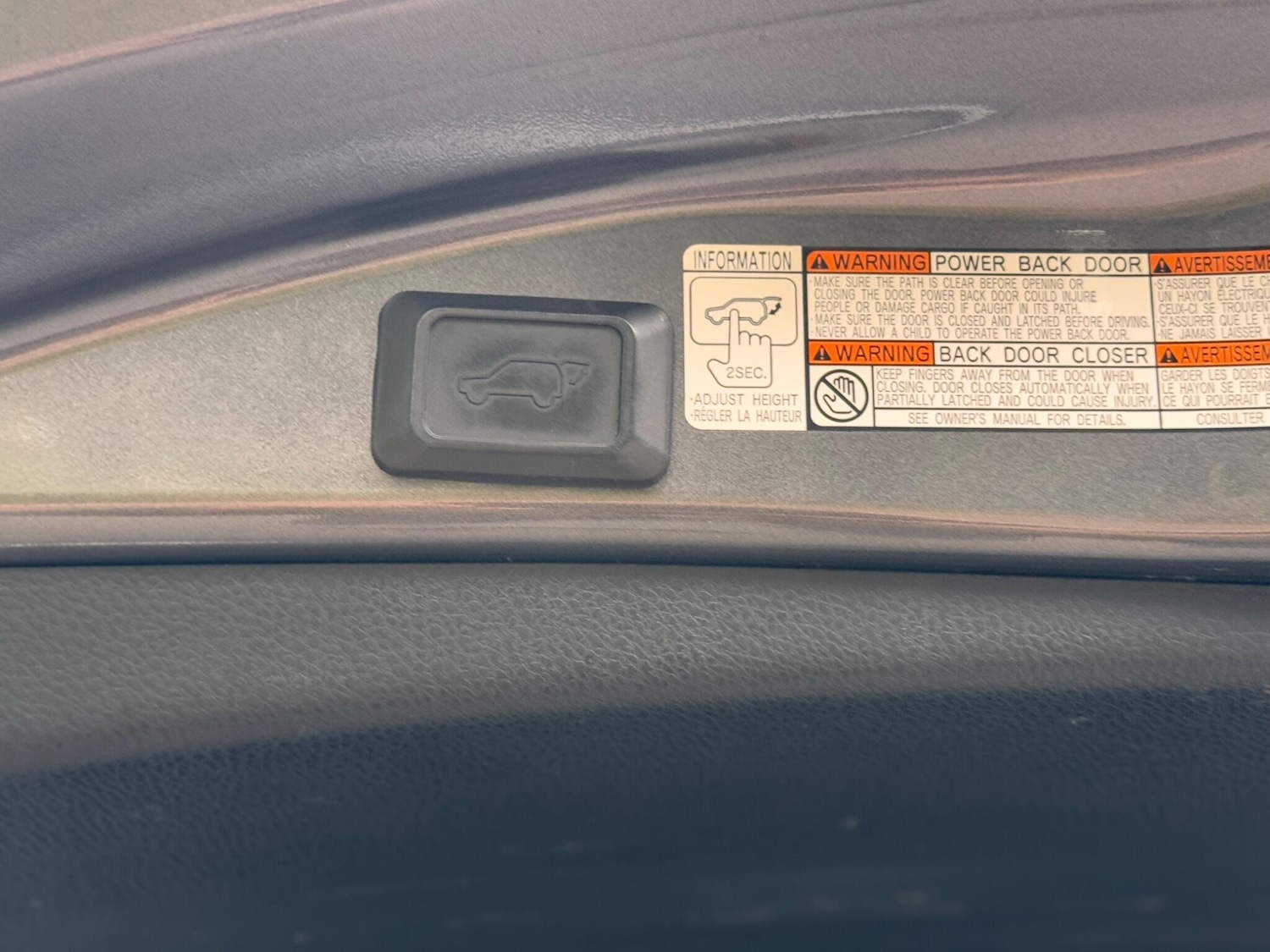 Used Toyota RAV4 2016 for sale - 76993736: Photo 32