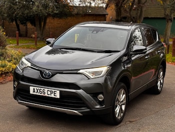 Used Toyota RAV4 2016 for sale - 76993736: Photo