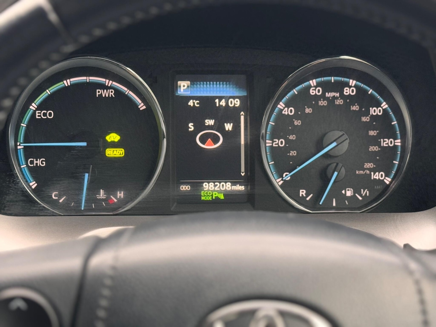 Used Toyota RAV4 2016 for sale - 76993736: Photo 43