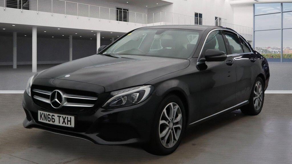 Used Mercedes-Benz C Class 2016 for sale - 76561124: Photo 2