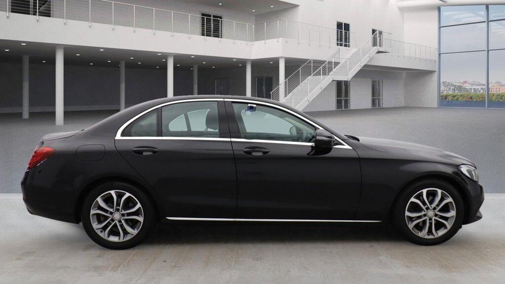 Used Mercedes-Benz C Class 2016 for sale - 76561124: Photo 5