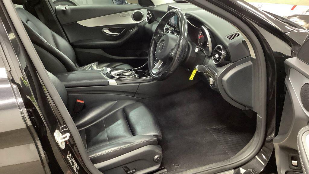 Used Mercedes-Benz C Class 2016 for sale - 76561124: Photo 9