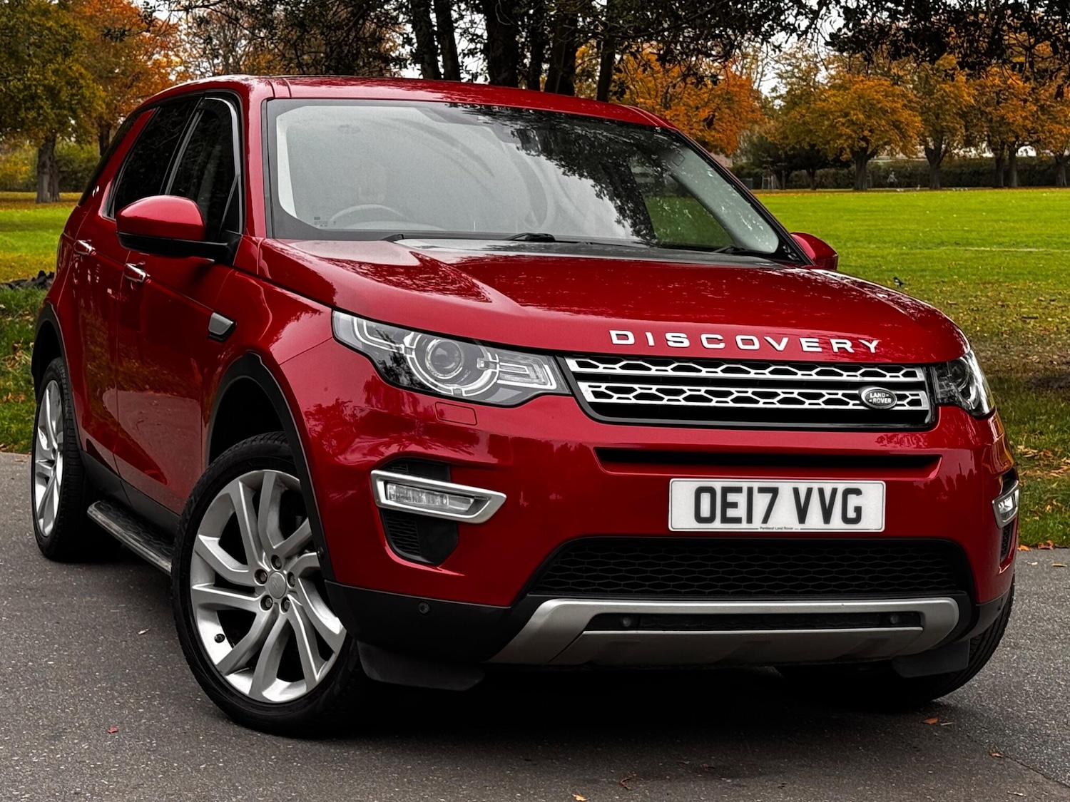 Used Land Rover Discovery Sport 2017 for sale - 76246651: Photo 1