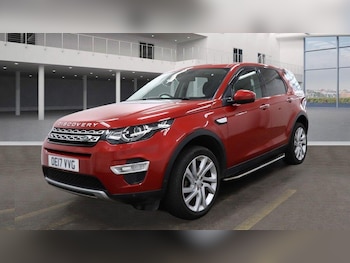 Used Land Rover Discovery Sport 2017 for sale - 76246651: Photo 2