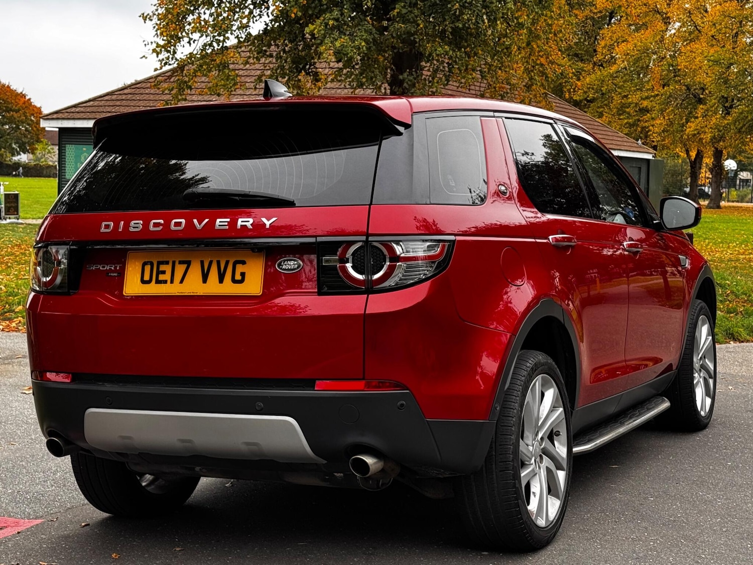 Used Land Rover Discovery Sport 2017 for sale - 76246651: Photo 3
