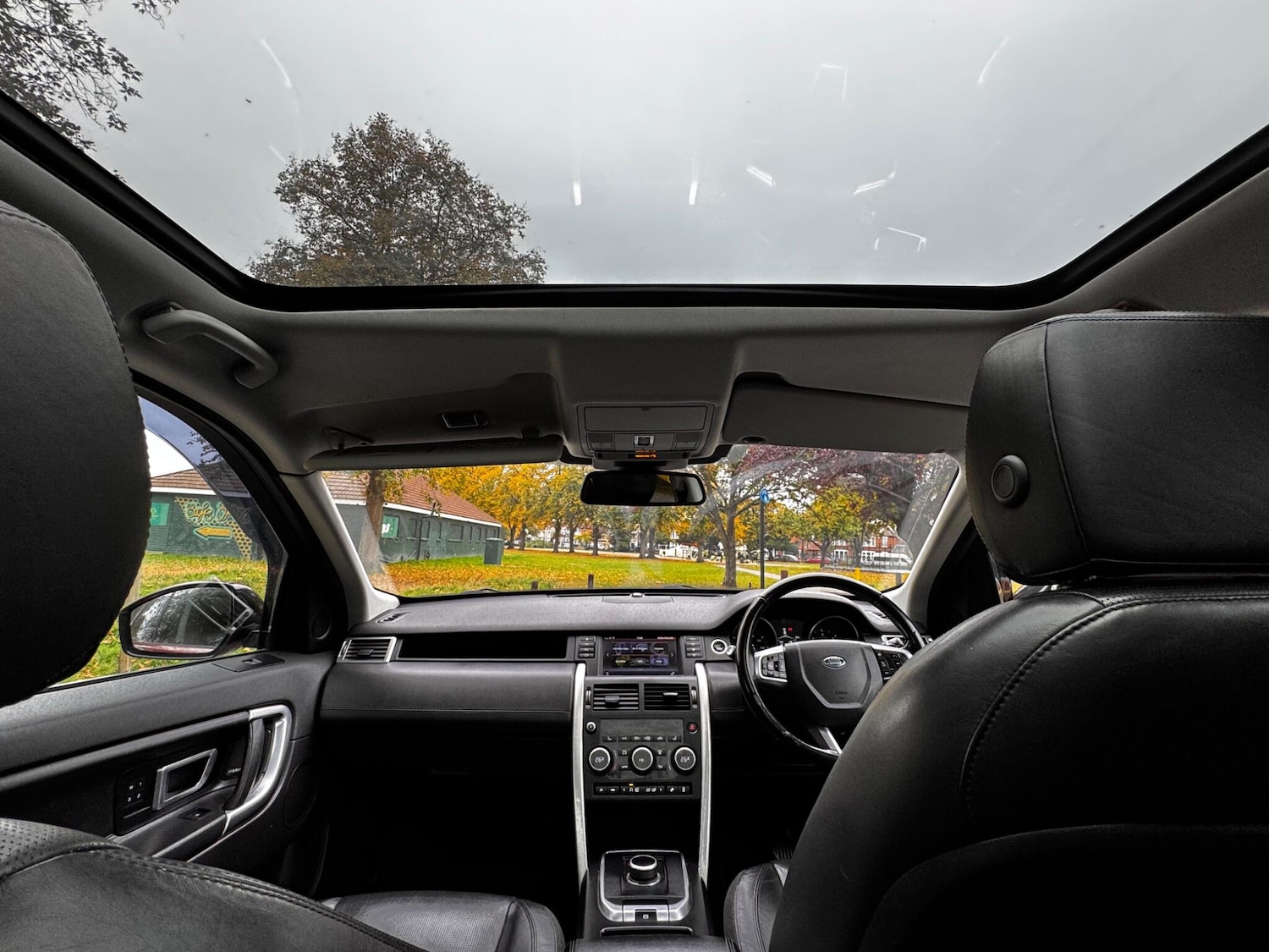 Used Land Rover Discovery Sport 2017 for sale - 76246651: Photo 30