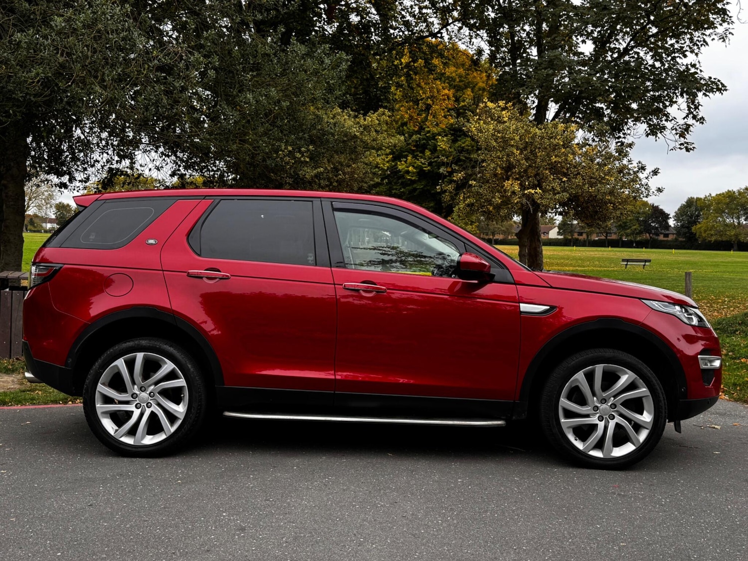 Used Land Rover Discovery Sport 2017 for sale - 76246651: Photo 40