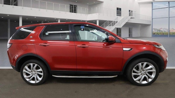 Used Land Rover Discovery Sport 2017 for sale - 76246651: Photo 5