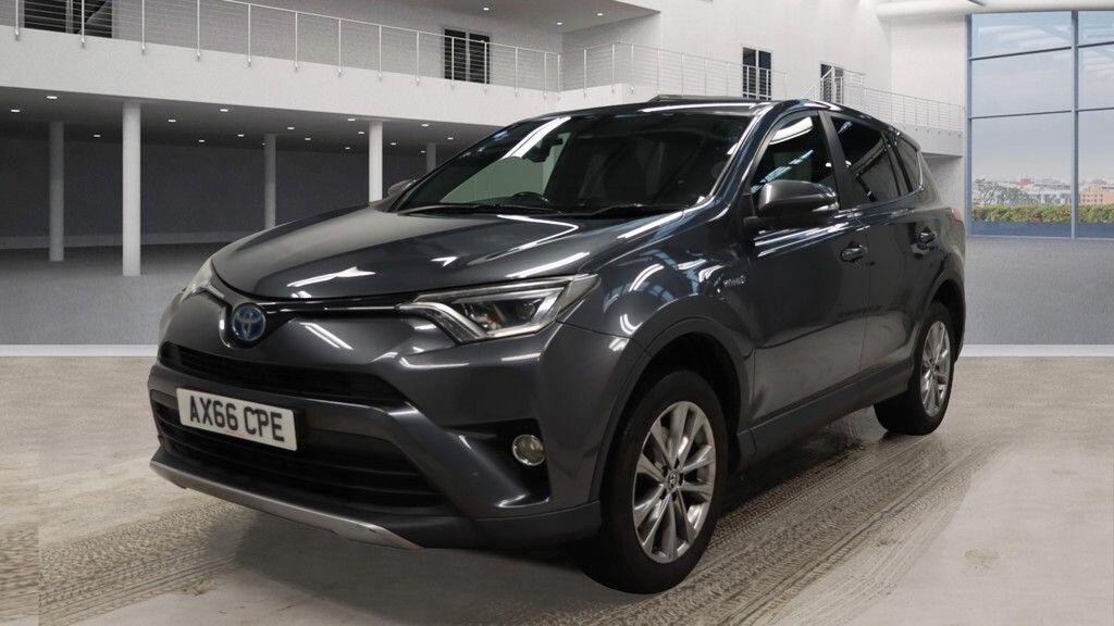 Used Toyota RAV4 2016 for sale - 76633510: Photo 2