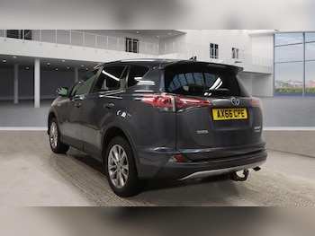 Used Toyota RAV4 2016 for sale - 76633510: Photo