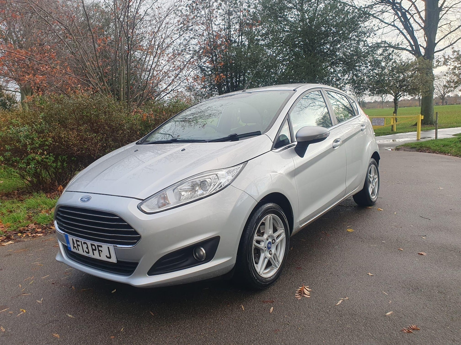 Used Ford Fiesta 2013 for sale - 76823829: Photo 4