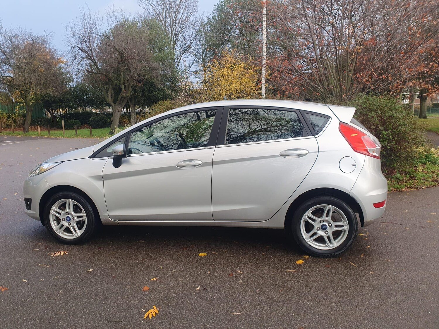 Used Ford Fiesta 2013 for sale - 76823829: Photo 8