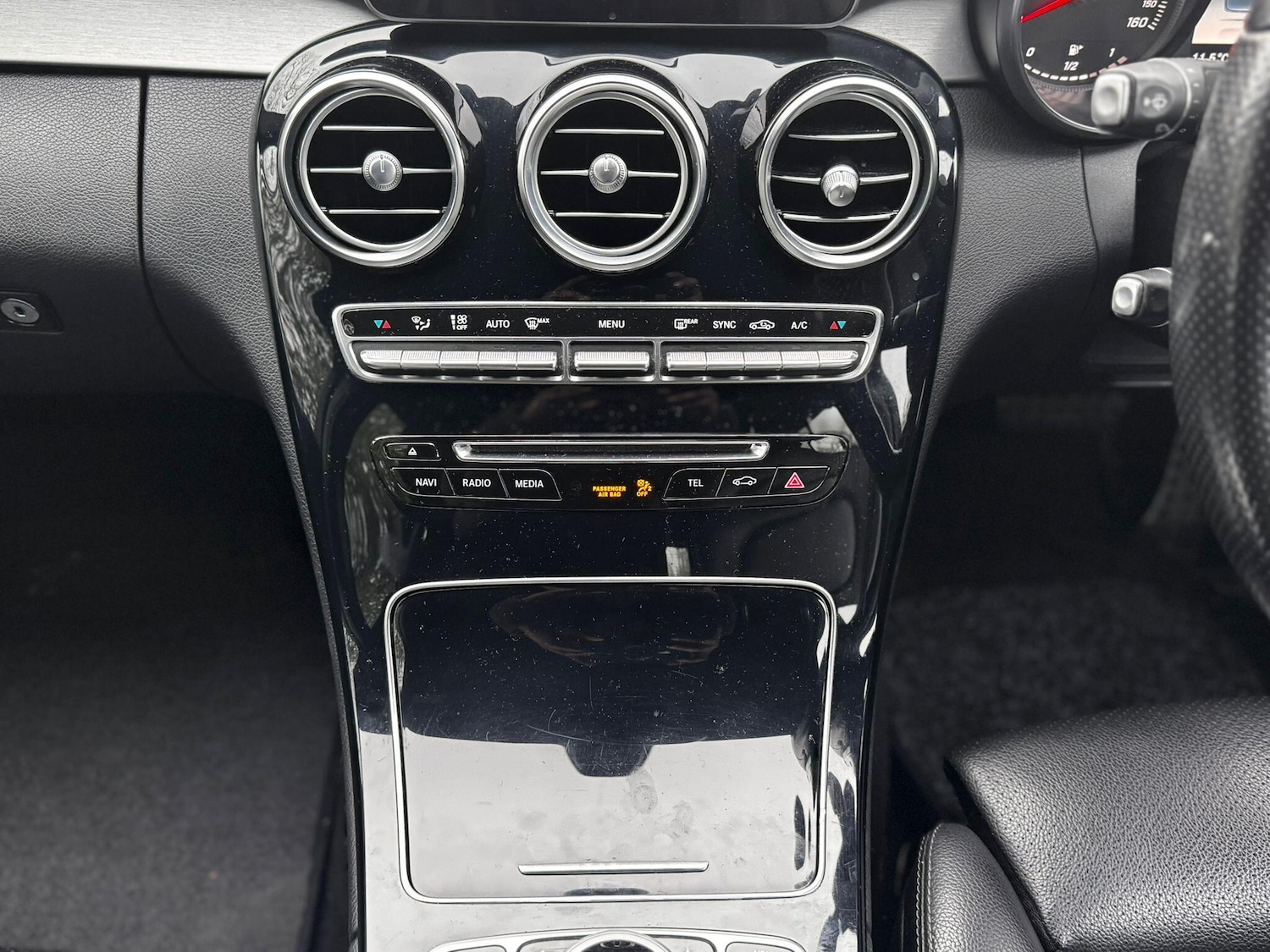 Used Mercedes-Benz C Class 2017 for sale - 77386607: Photo 19