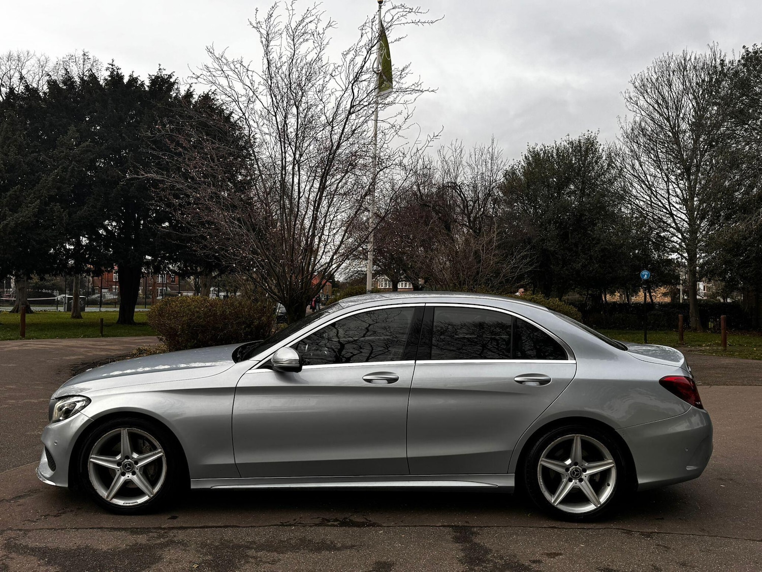 Used Mercedes-Benz C Class 2017 for sale - 77386607: Photo 9