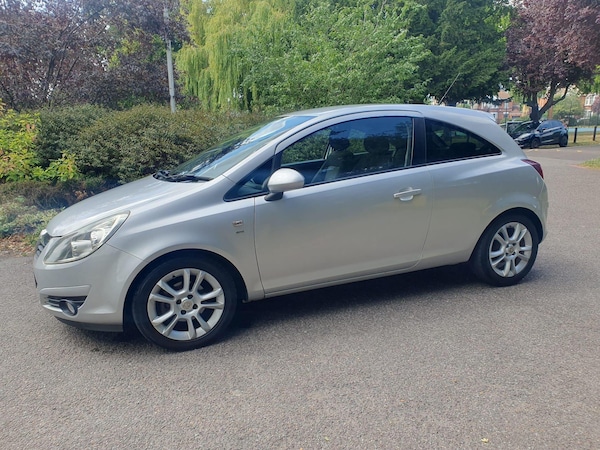 Used Vauxhall Corsa 2010 for sale - 75519879: Photo 6