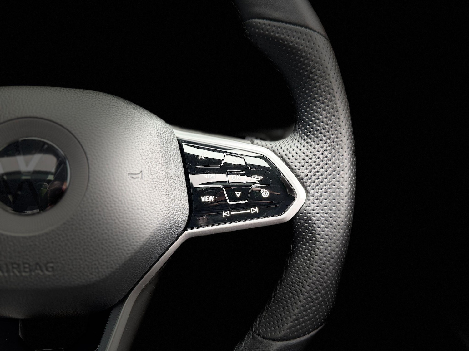 Used Volkswagen Golf 2022 for sale - 78020270: Photo 35