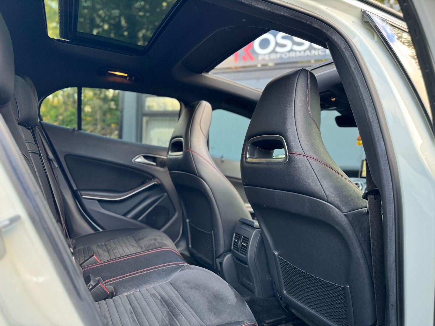 Used Mercedes-Benz GLA 2014 for sale - 76457275: Photo 23