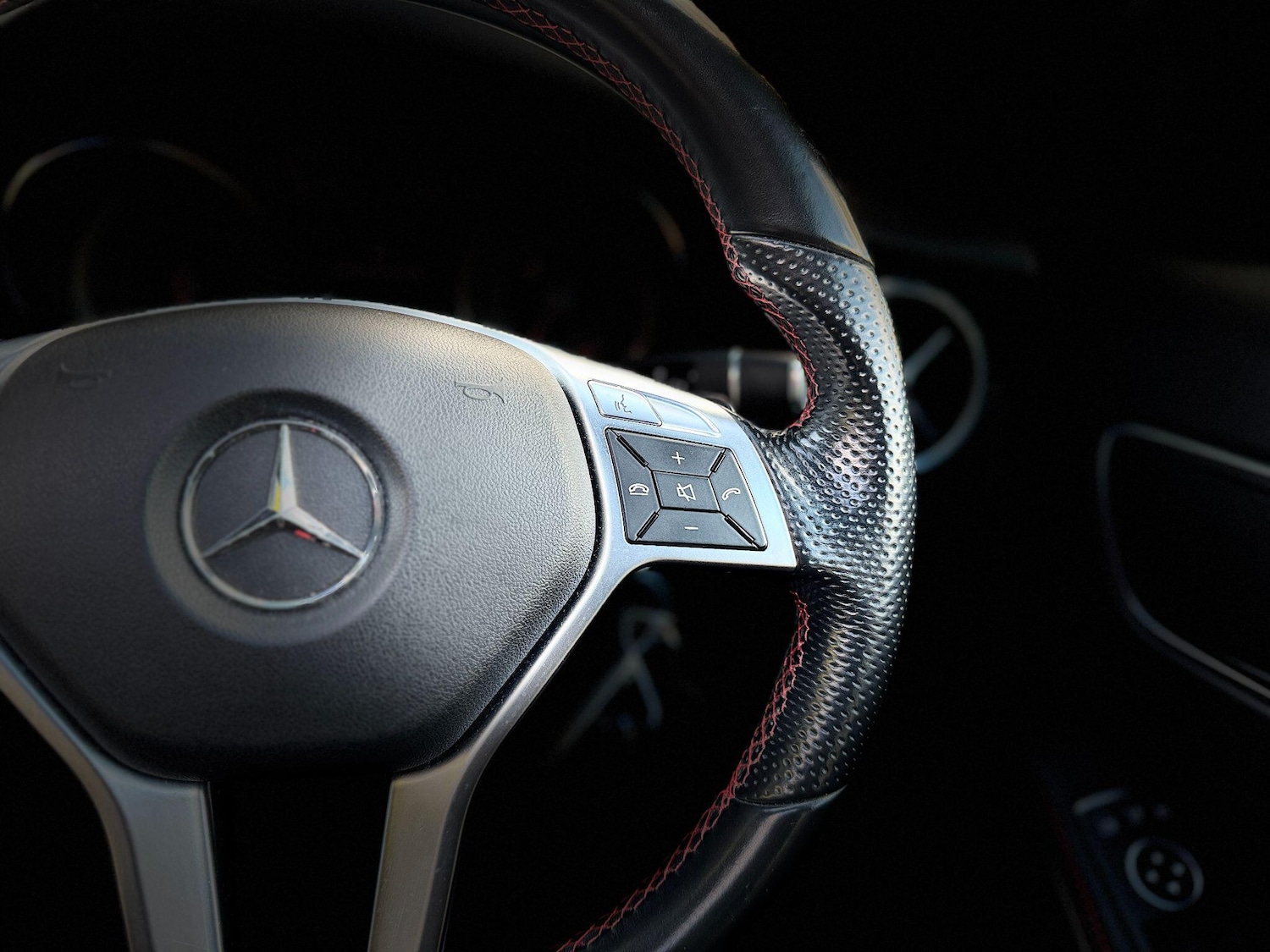 Used Mercedes-Benz GLA 2014 for sale - 76457275: Photo 28