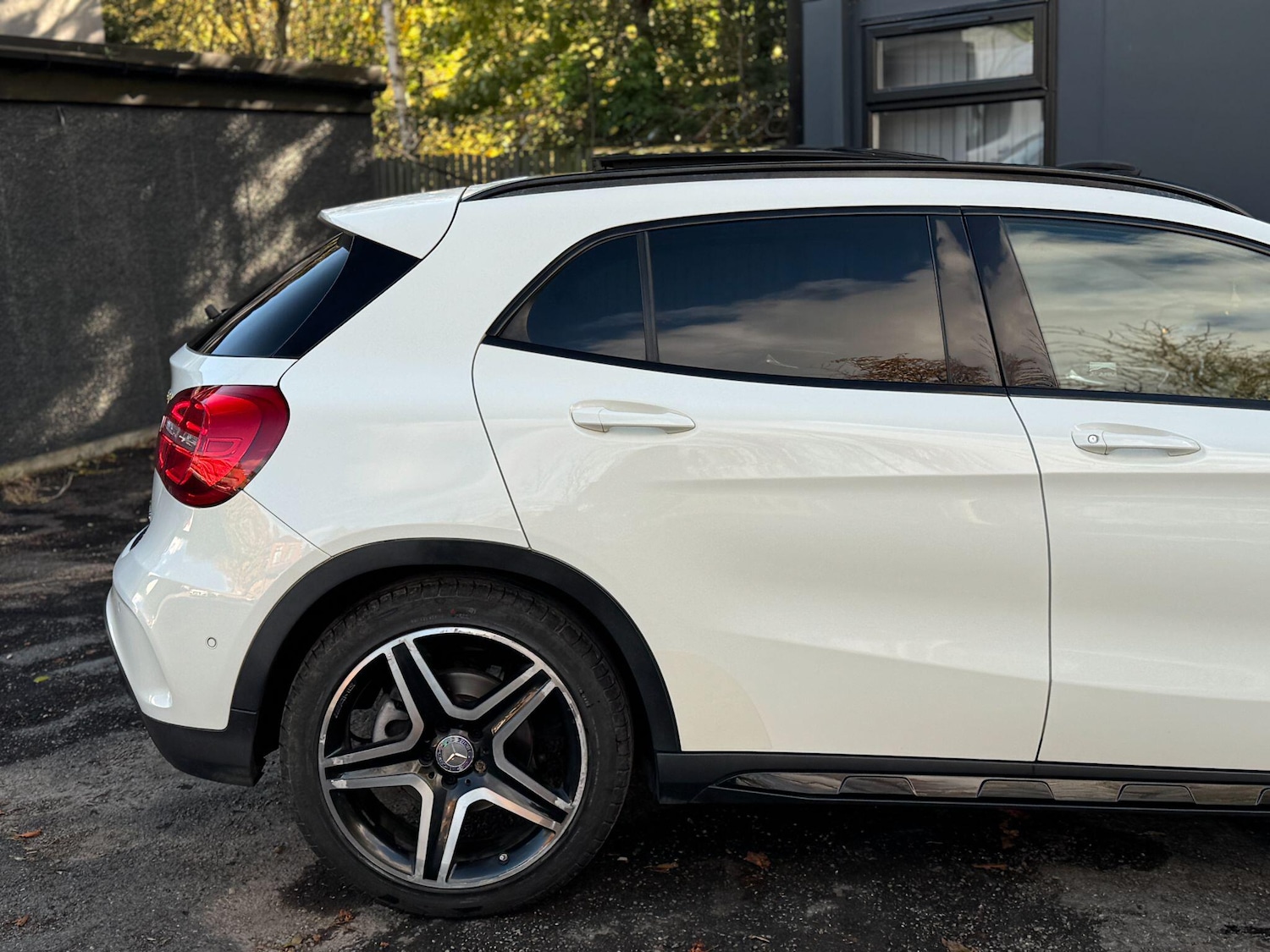 Used Mercedes-Benz GLA 2014 for sale - 76457275: Photo 46