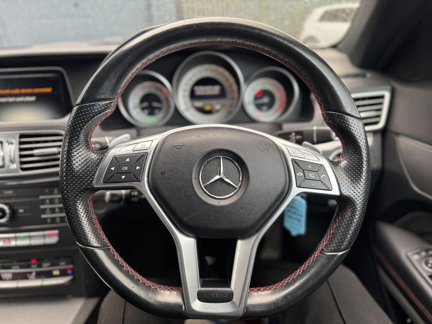 Used Mercedes-Benz E Class for sale - 76538347: Photo 31