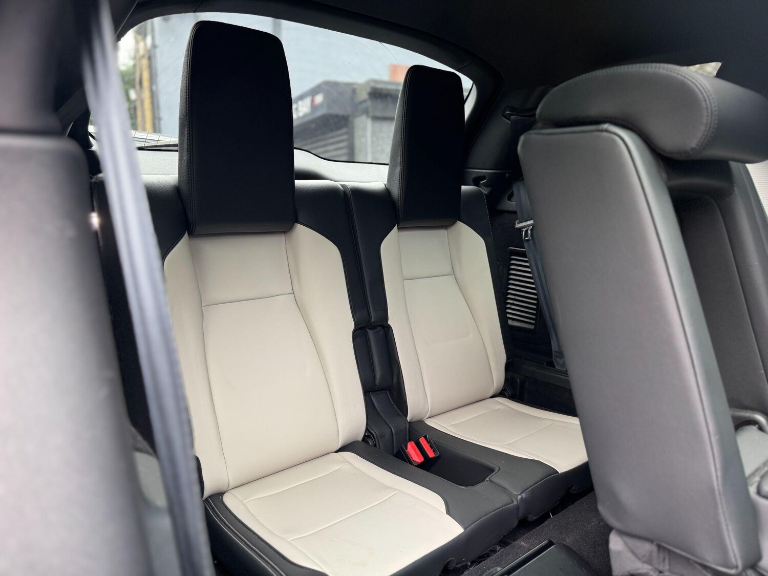 Used Land Rover Discovery Sport for sale - 77809105: Photo 29