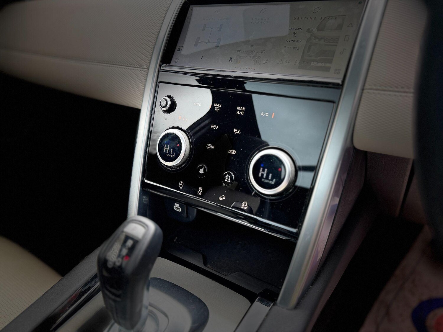 Used Land Rover Discovery Sport for sale - 77809105: Photo 56