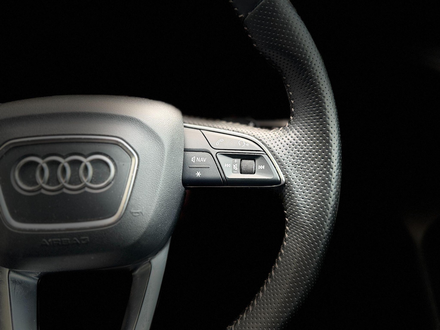 Used Audi Q5 2019 for sale - 76988292: Photo 25