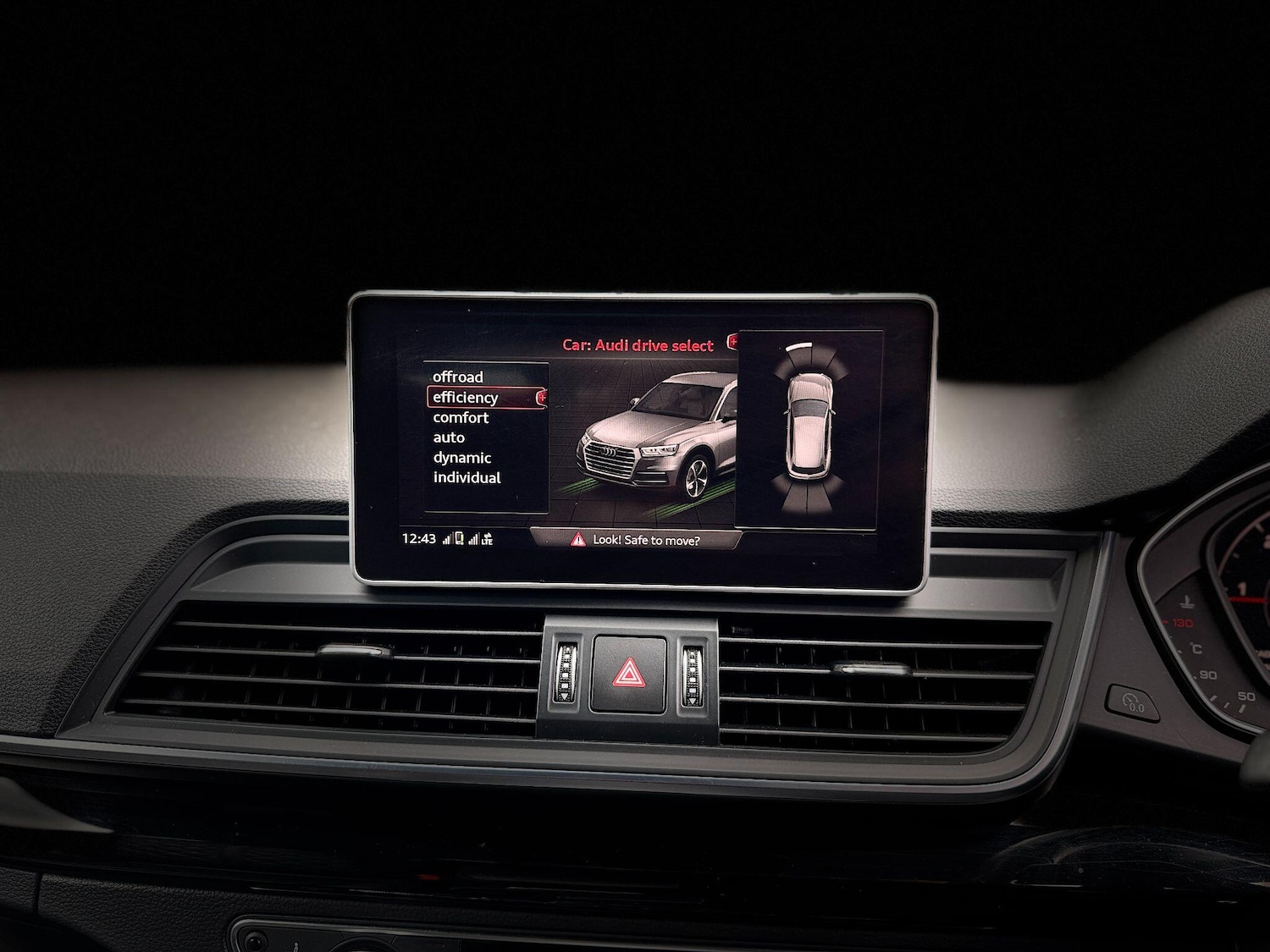 Used Audi Q5 2019 for sale - 76988292: Photo 30