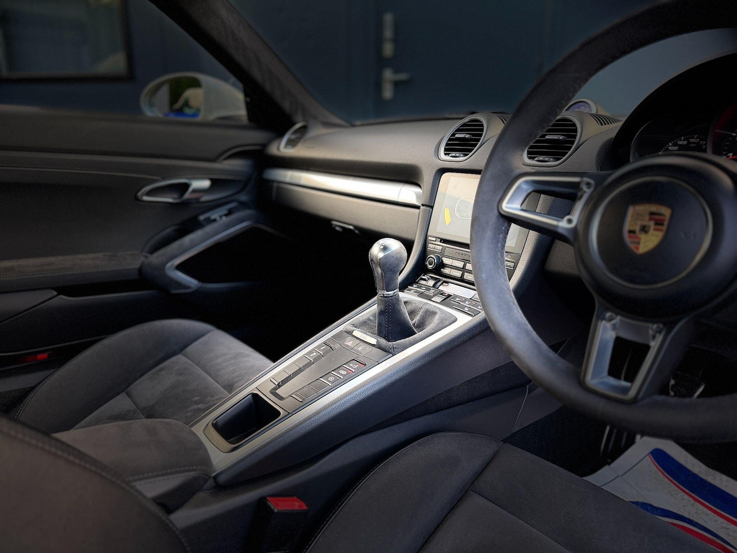 Used Porsche Cayman 2018 for sale - 76562105: Photo 45